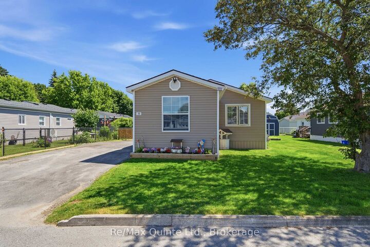 Property Photo:  11 Grouse Lane  ON K8N 4Z3 