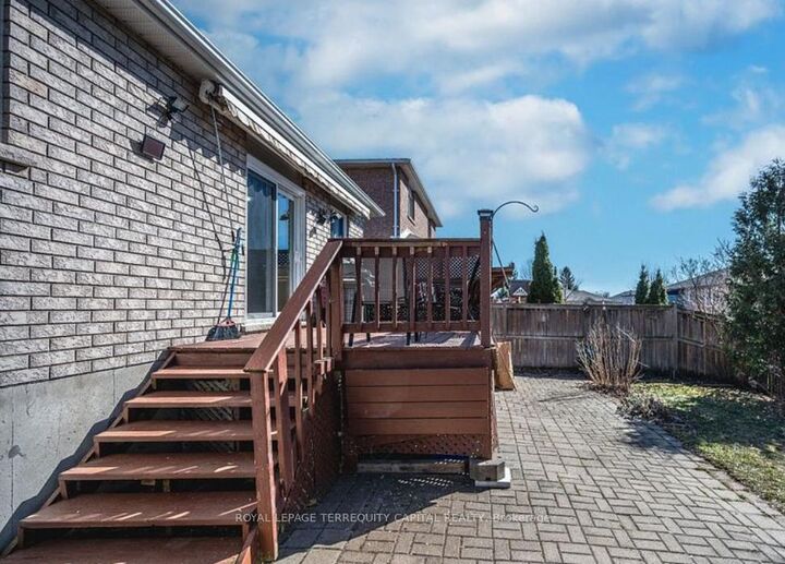 Property Photo:  68 Bird Street Main  ON L4N 0X3 