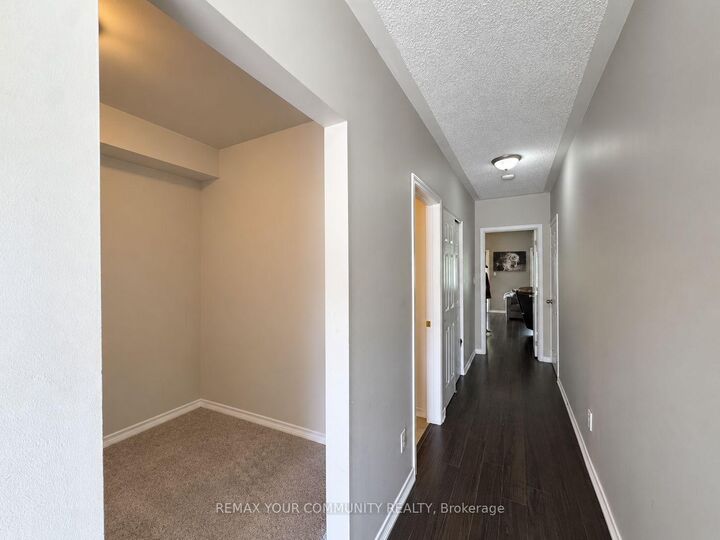 Property Photo:  175 Stanley Street 59 - Upper  ON L4M 0G2 