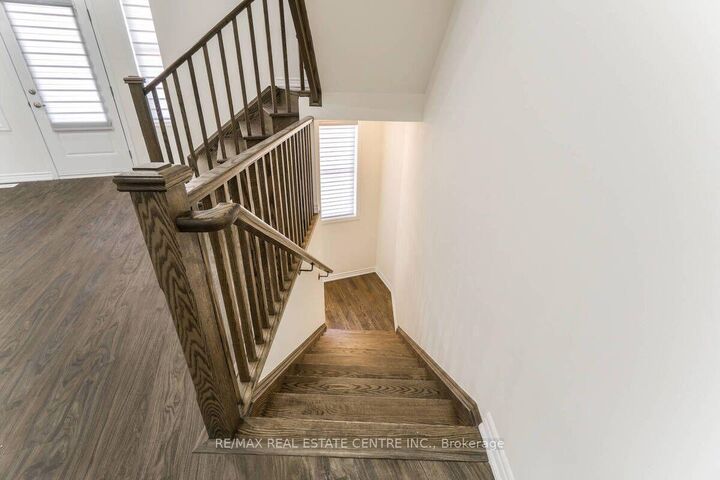 Property Photo:  975 Whitlock Avenue  ON L9E 1S9 
