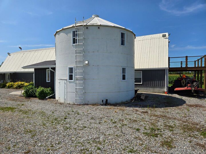 Property Photo:  8731 Ridge Road  ON L3B 5N7 