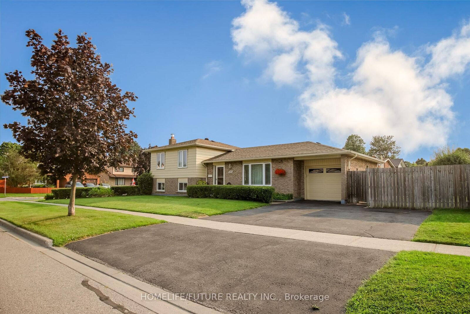 Property Photo: 207 Michael Boulevard ON L1N 6B5