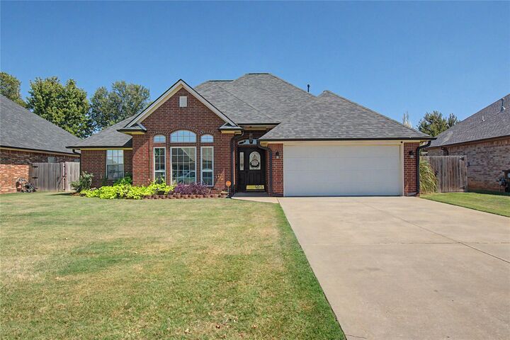 Property Photo:  3908 Crestview Drive  OK 74403 