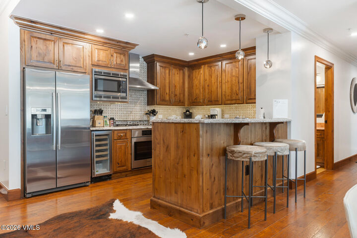Property Photo:  728 W Lionshead Circle # R303  CO 81657 