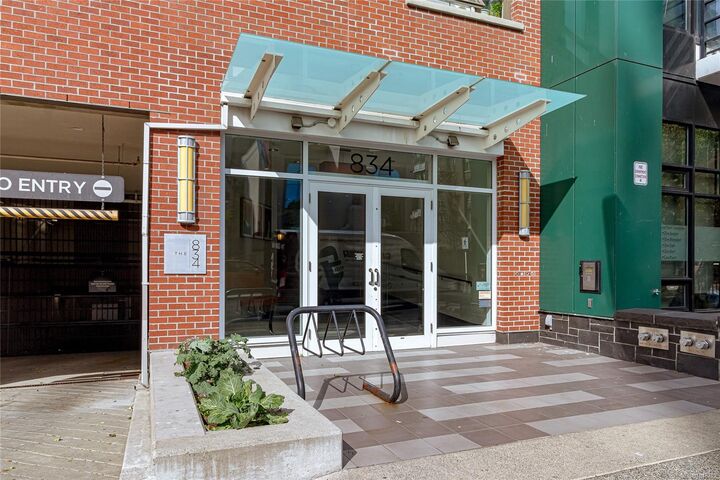 Property Photo:  834 Johnson St #505  BC V8W 1N3 