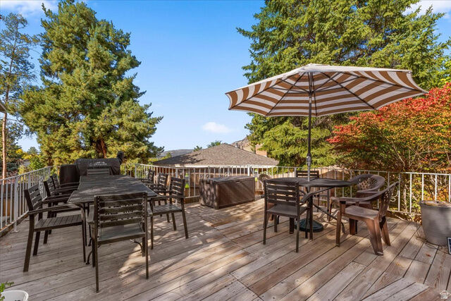 Property Photo: 3418 E Antler Way Way S UT 84121