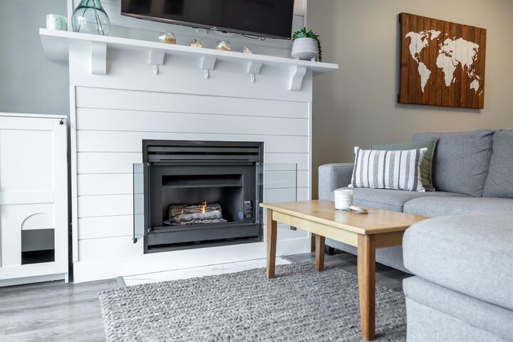 Property Photo:  2422 Hawthorne Avenue 58  BC V3C 6K7 