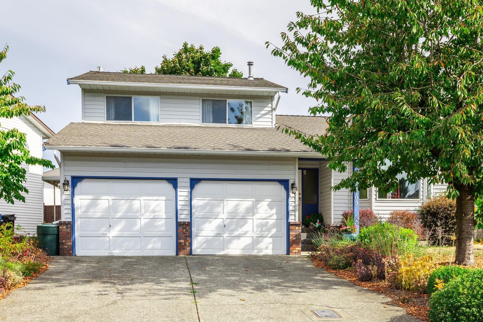Property Photo:  32103 Ashcroft Drive  BC V2T 5C4 