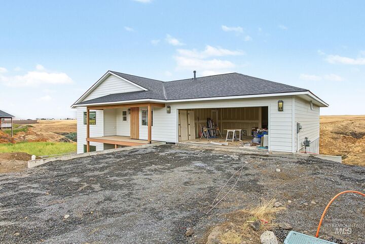 Property Photo: 3217 Hidden Valley Loop ID 83501