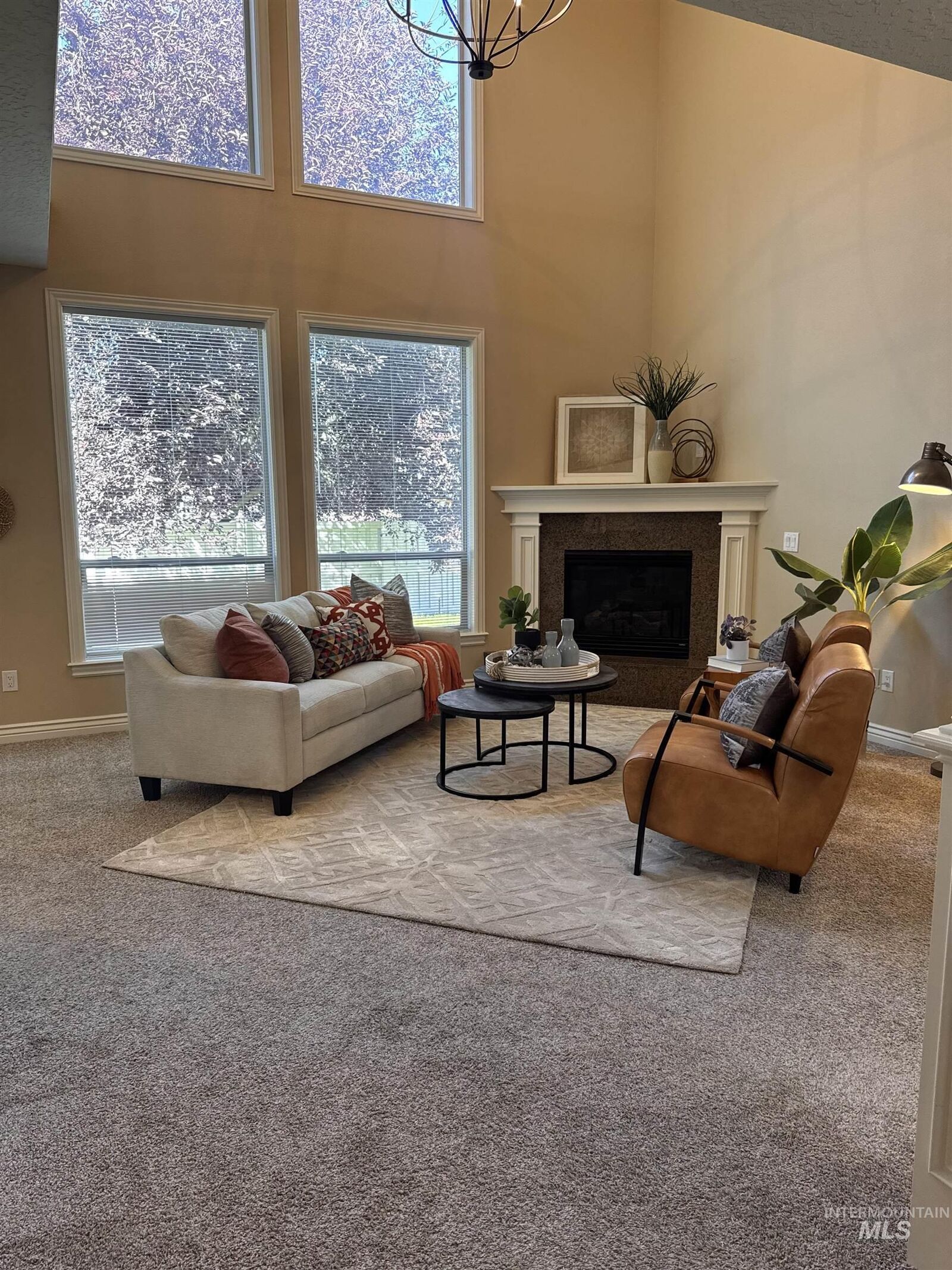 Property Photo: 538 E Halpin Dr ID 83646