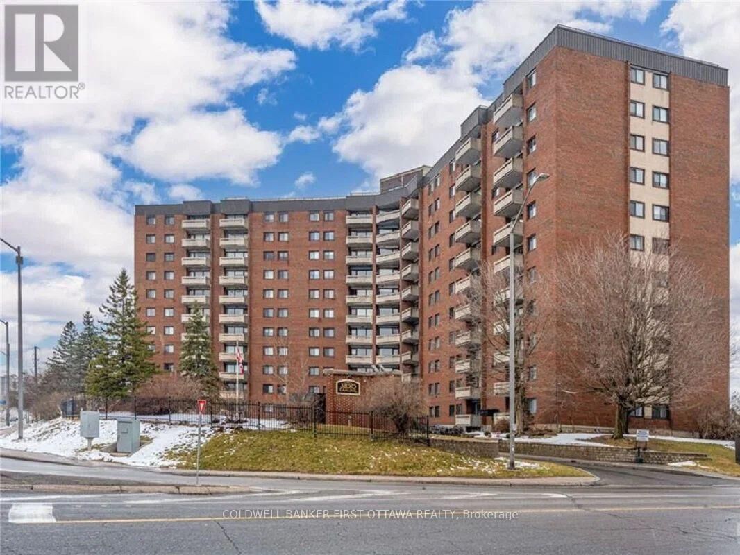 Property Photo:  3100 Carling Avenue 817  ON K2B 6J6 