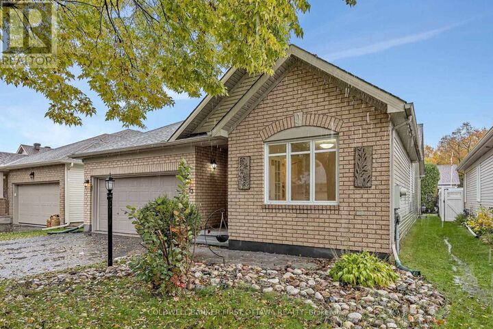 Property Photo: 13 Fieldcrest Avenue ON K2J 4W7