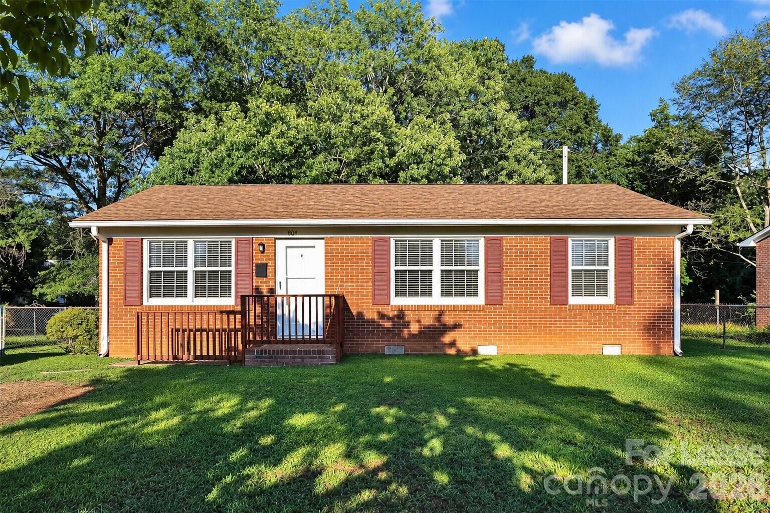 Property Photo: 308 S Pine Street NC 28034