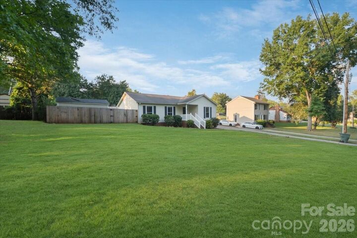 Property Photo: 2508 Amity Avenue NC 28054