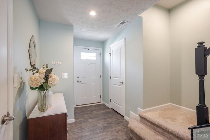 Property Photo: 1092 Steamboat Drive OH 45244