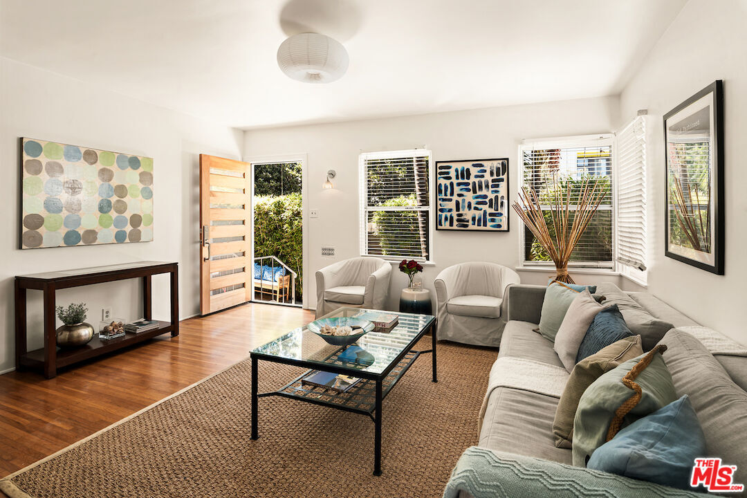 Property Photo: 728 Pacific St CA 90405