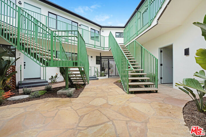 Property Photo: 16185 W Sunset Blvd, Unit 8 CA 90272