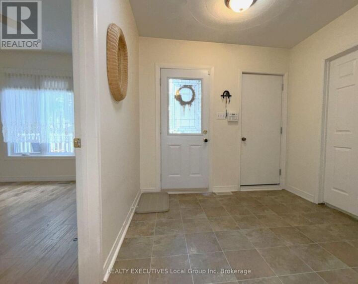 Property Photo:  176 Cloverbrae Crescent  ON P1A 4J3 