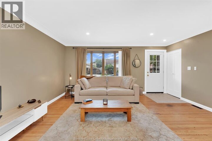 Property Photo:  1082 Coventry Main Floor  ON N8S 2W7 
