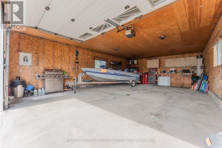 Property Photo:  112 Williamson Con 1 Road Val Rita  ON P0L 2G0 