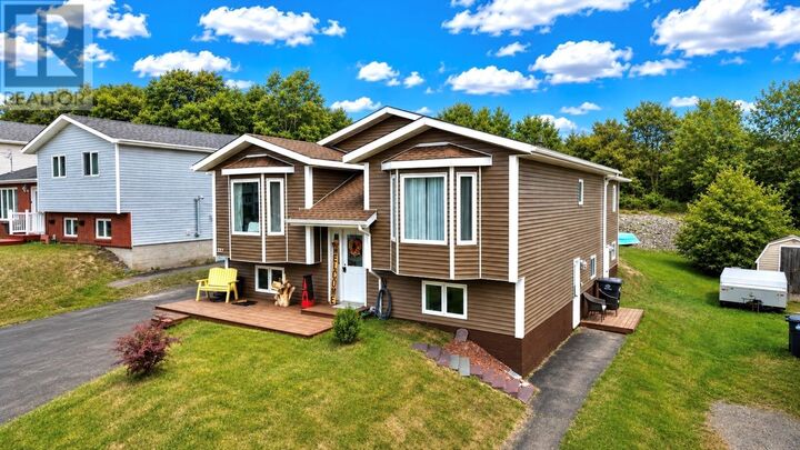 Property Photo:  22 Gregory Drive  NL A5A 4H3 