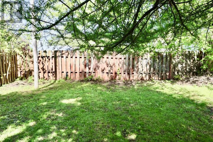 Property Photo:  405 John St  ON P6C 3J9 
