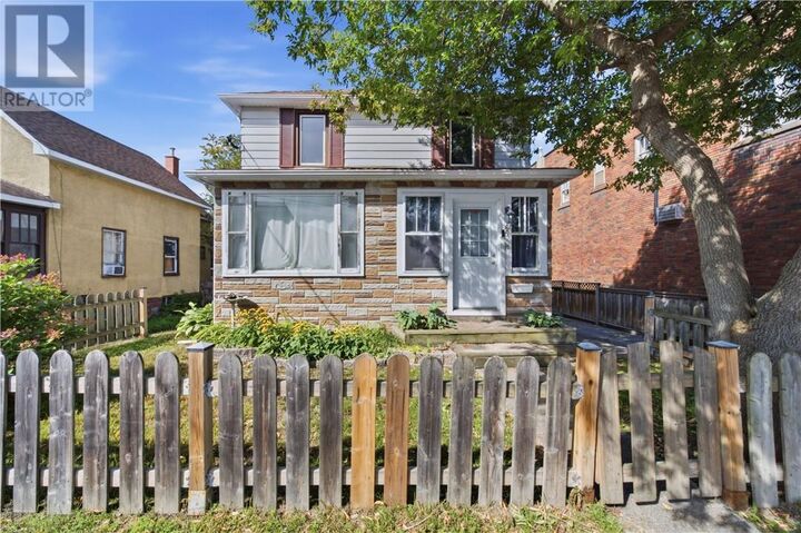 Property Photo:  65 Eyre Street  ON P3C 4A6 