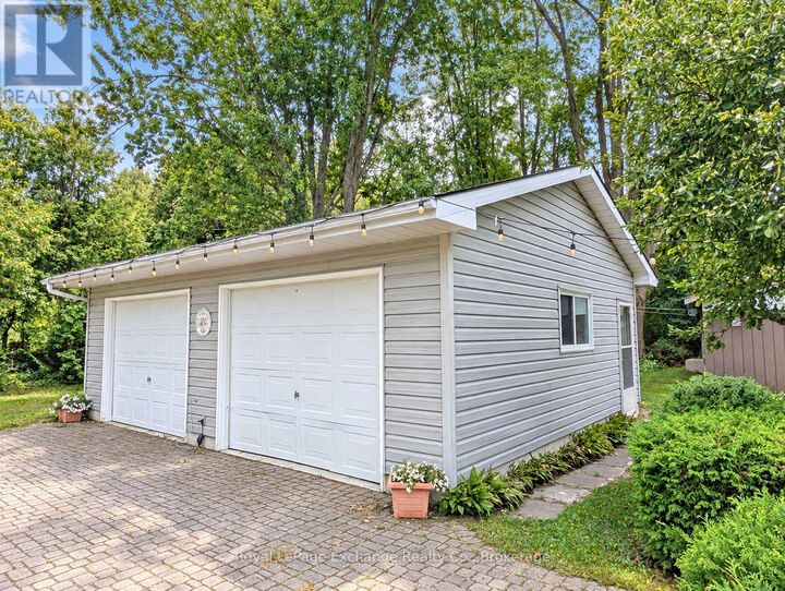 Property Photo: 39 McConnell Drive ON N2Z 2X6