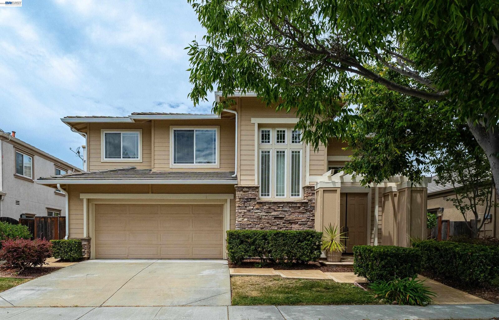 Property Photo: 35390 Terra Cotta Cir CA 94536