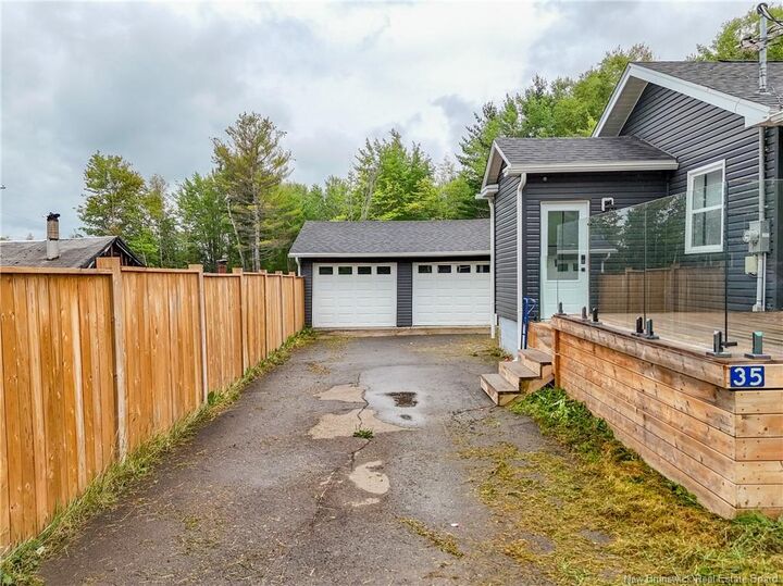 Property Photo:  35 Centennial Drive  NB E4B 3S1 