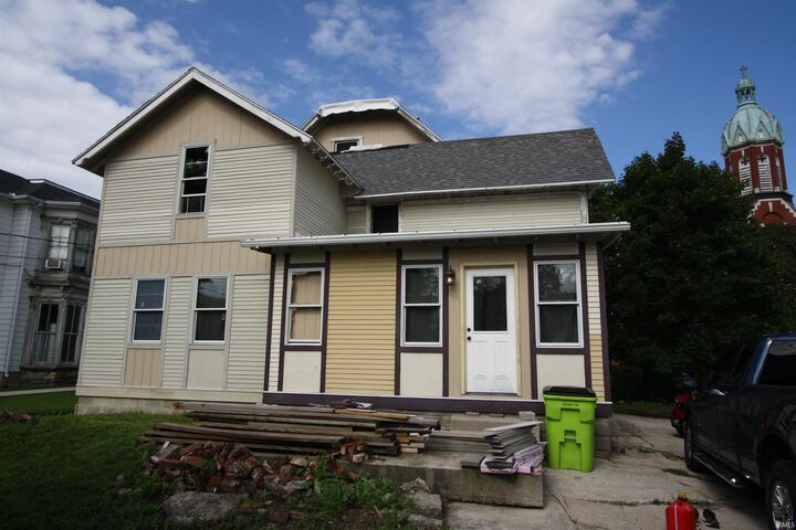 Property Photo:  946 N Jefferson Street  IN 46750 