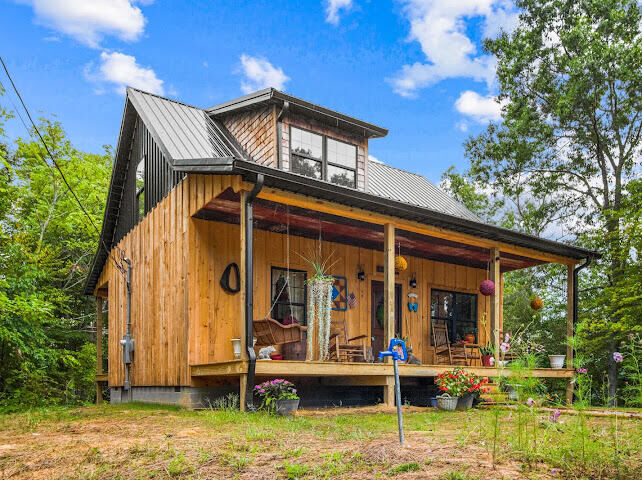 Property Photo: 175 Brown Gabbard Road KY 41314