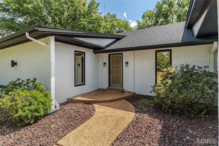 Property Photo: 5848 Crystal Park Circle MO 63128