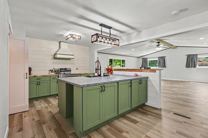 Property Photo:  965 Victor Avenue  MI 49445 