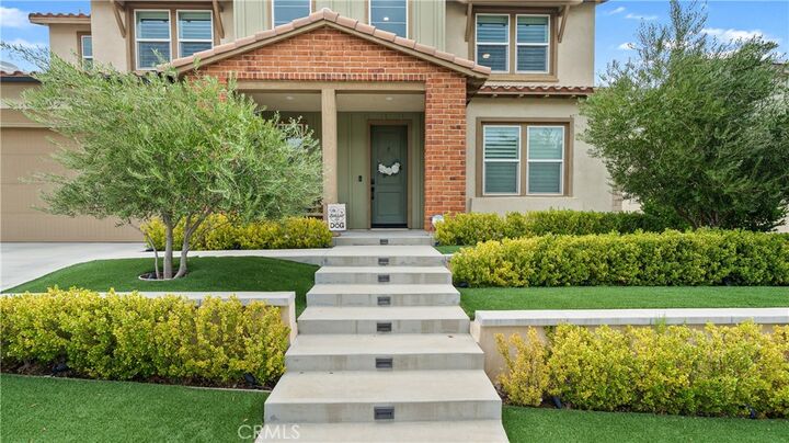 Property Photo:  25041 Aspen Falls  CA 91387 