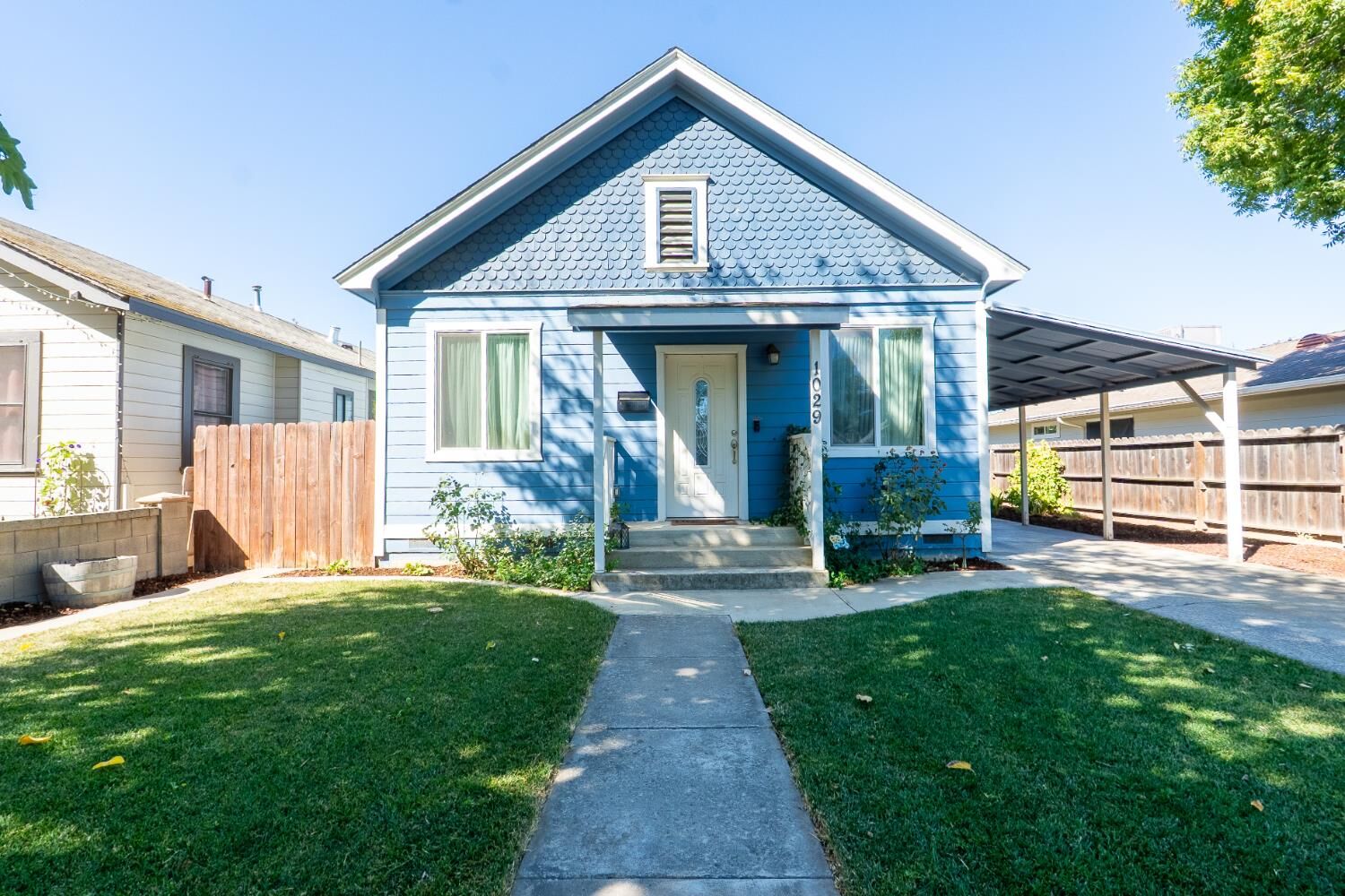 Property Photo:  1029 Q St.  CA 95360 