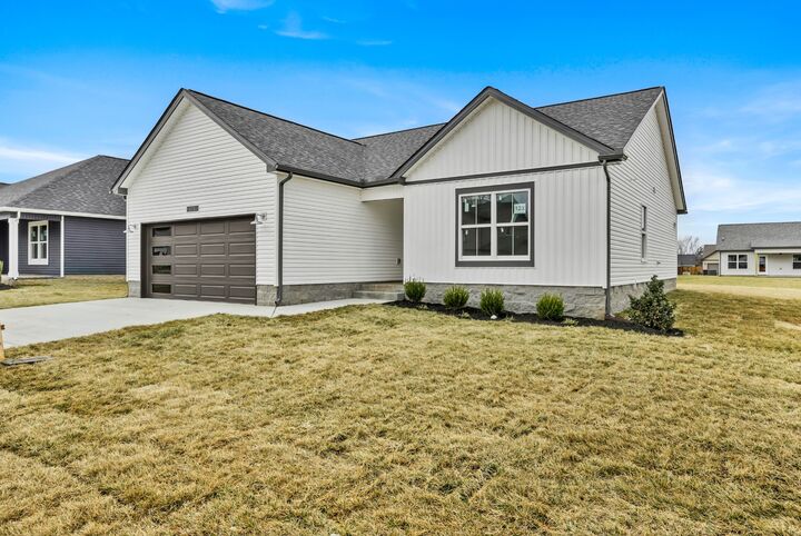 Property Photo: 187 Donegal Dr TN 37042