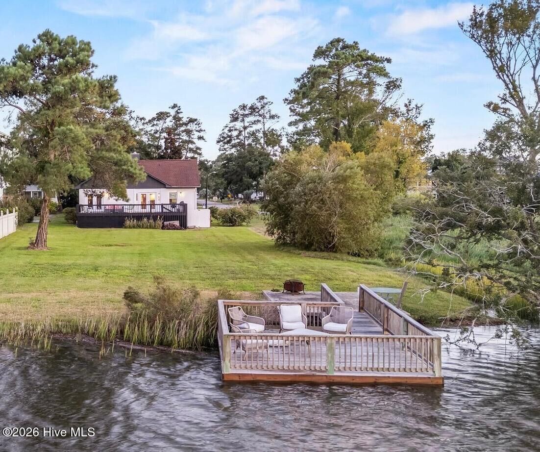 Property Photo: 5802 E Yacht Drive NC 28465