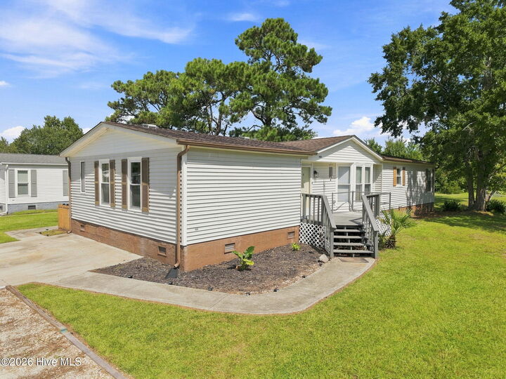 Property Photo: 900 Lighthouse Court NC 28443