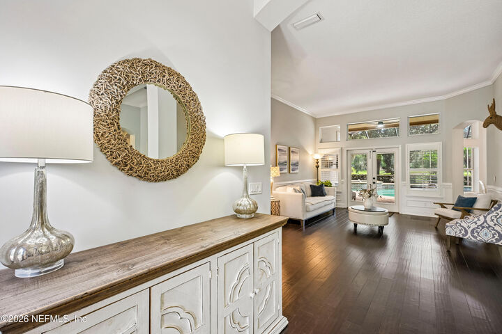 Property Photo: 1553 Nottingham Knoll Drive FL 32225