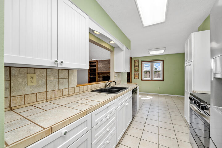 Property Photo: 1129 Cayton Road KY 41042