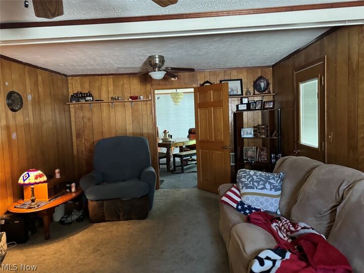 Property Photo:  1415 Eleanor Drive  OH 44004 