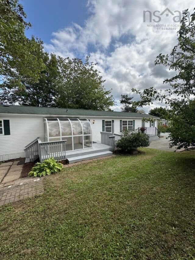 Property Photo:  8 Tenth Street  NS B4B 1R6 