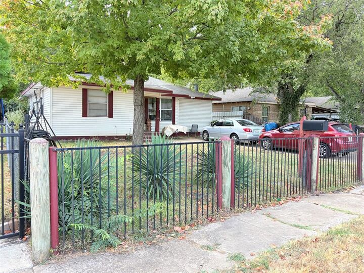 Property Photo:  9034 Cardella Avenue  TX 75217 