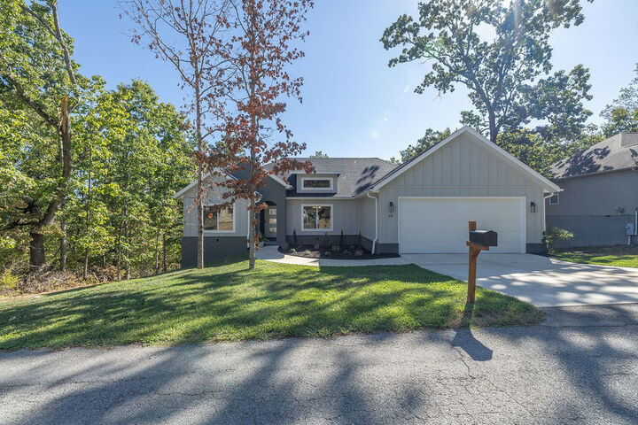 Property Photo:  40 Berkshire Drive  AR 72714 