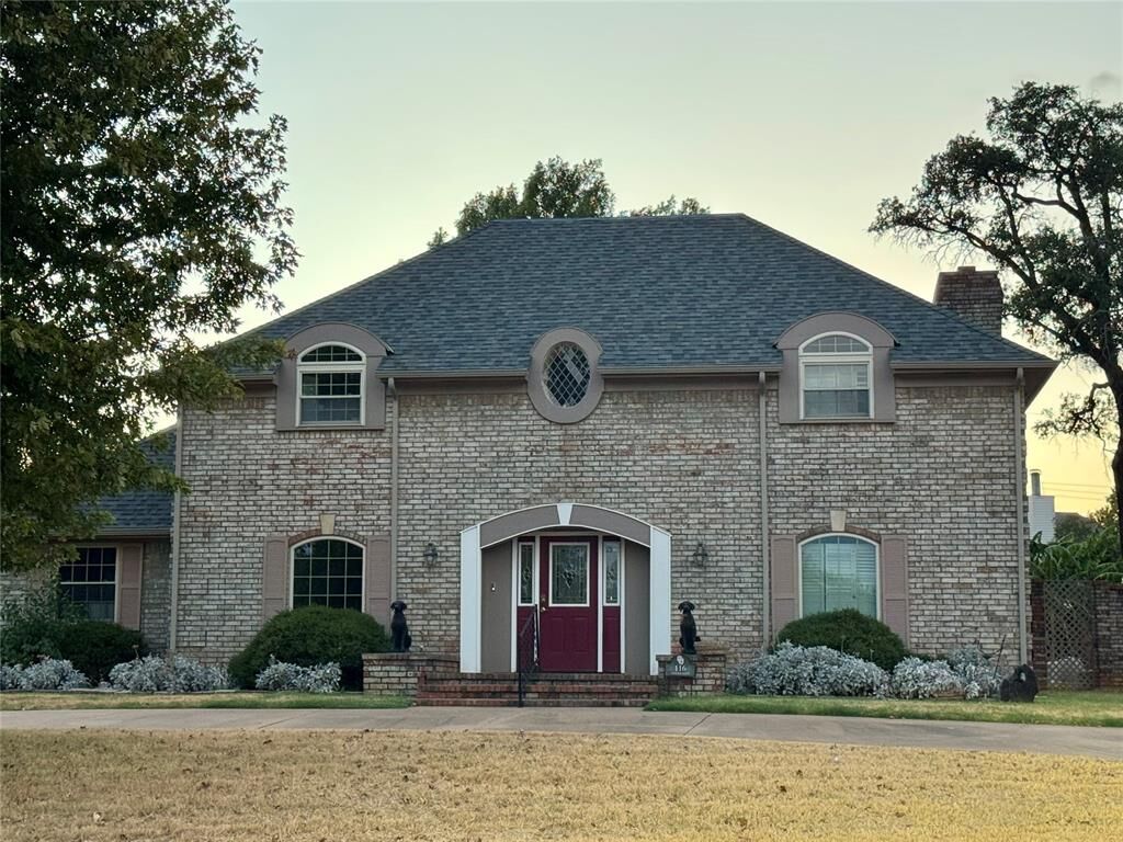 Property Photo: 116 Caulder Drive OK 73018