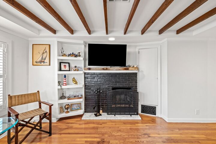 Property Photo: 7 Lee 3 MA 01945
