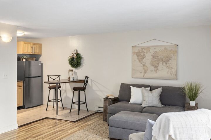 Property Photo: 53 Fountain Ln 8 MA 02190
