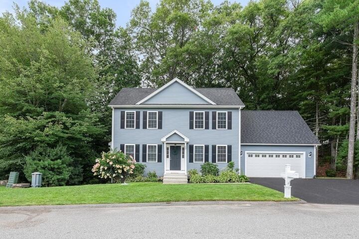Property Photo:  17 Clover Ct.  RI 02864 