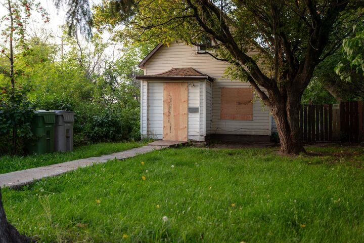 Property Photo:  4632 49 Street  SK S9V 0L6 